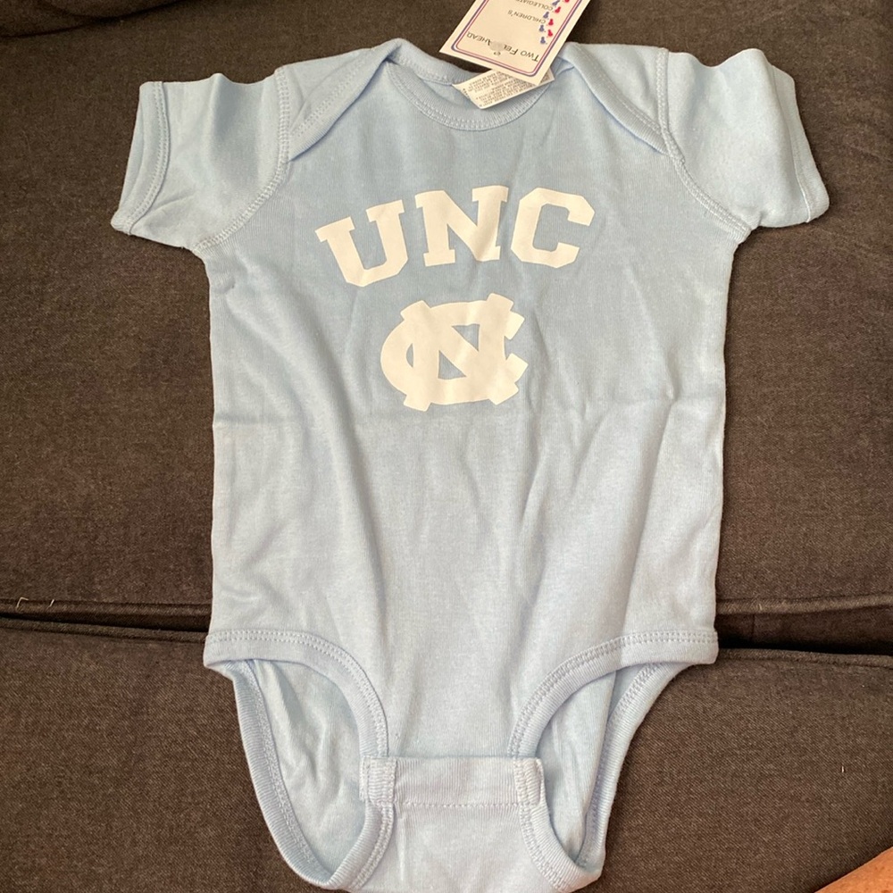 UNC Tarheels basketball onesie baby tee North Carolina NCAA 18 m